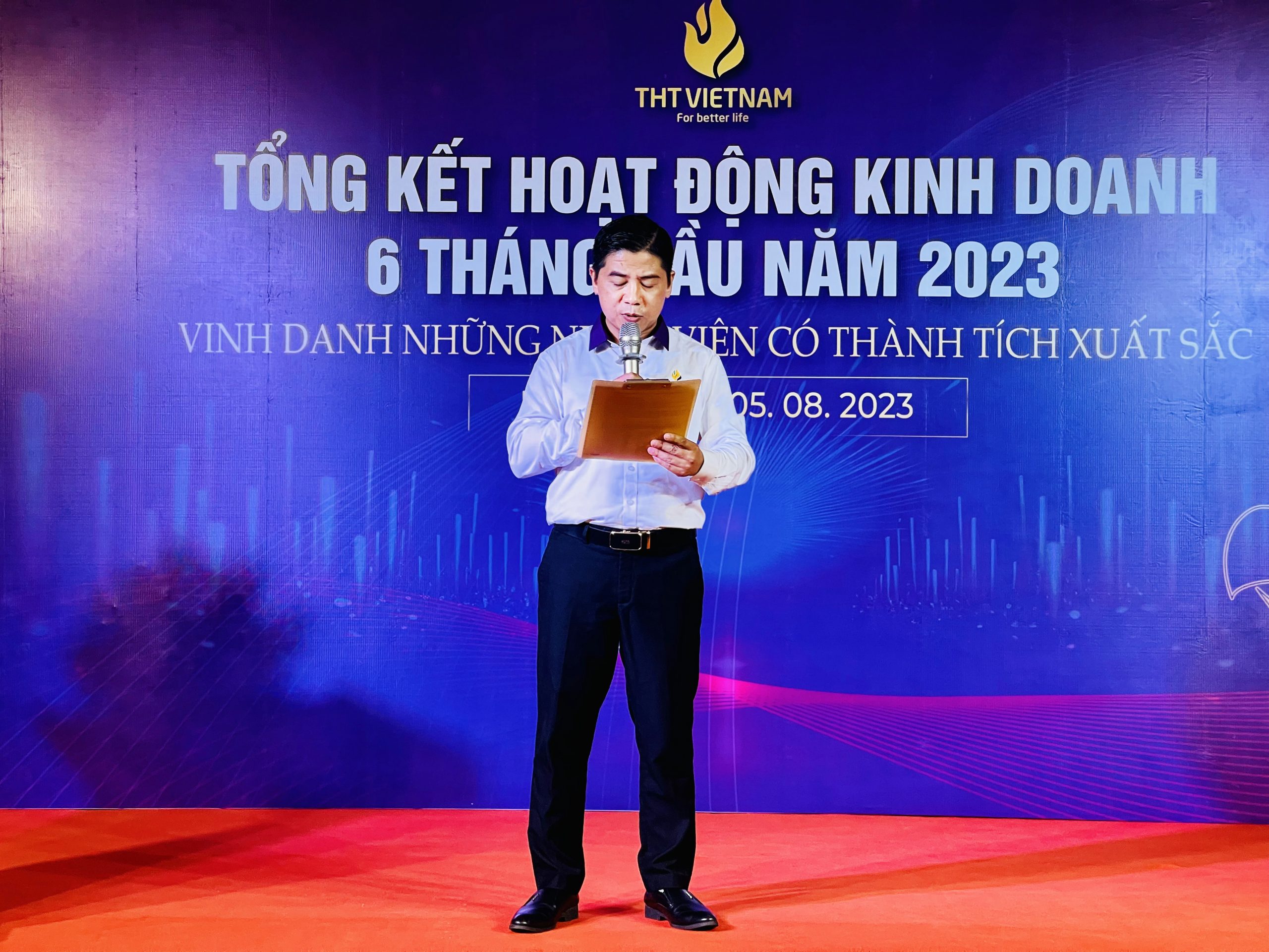 LỄ TỔNG KẾT HOẠT ĐỘNG KINH DOANH 6 THÁNG ĐẨU NĂM 2023 VÀ VINH DANH CÁC CÁ NHÂN CÓ THÀNH TÍCH XUẤT SẮC