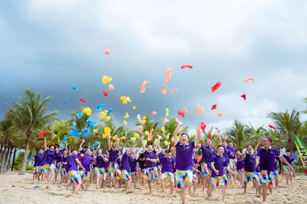 THT Vietnam Love Songs – Spreading values, connecting the future with us